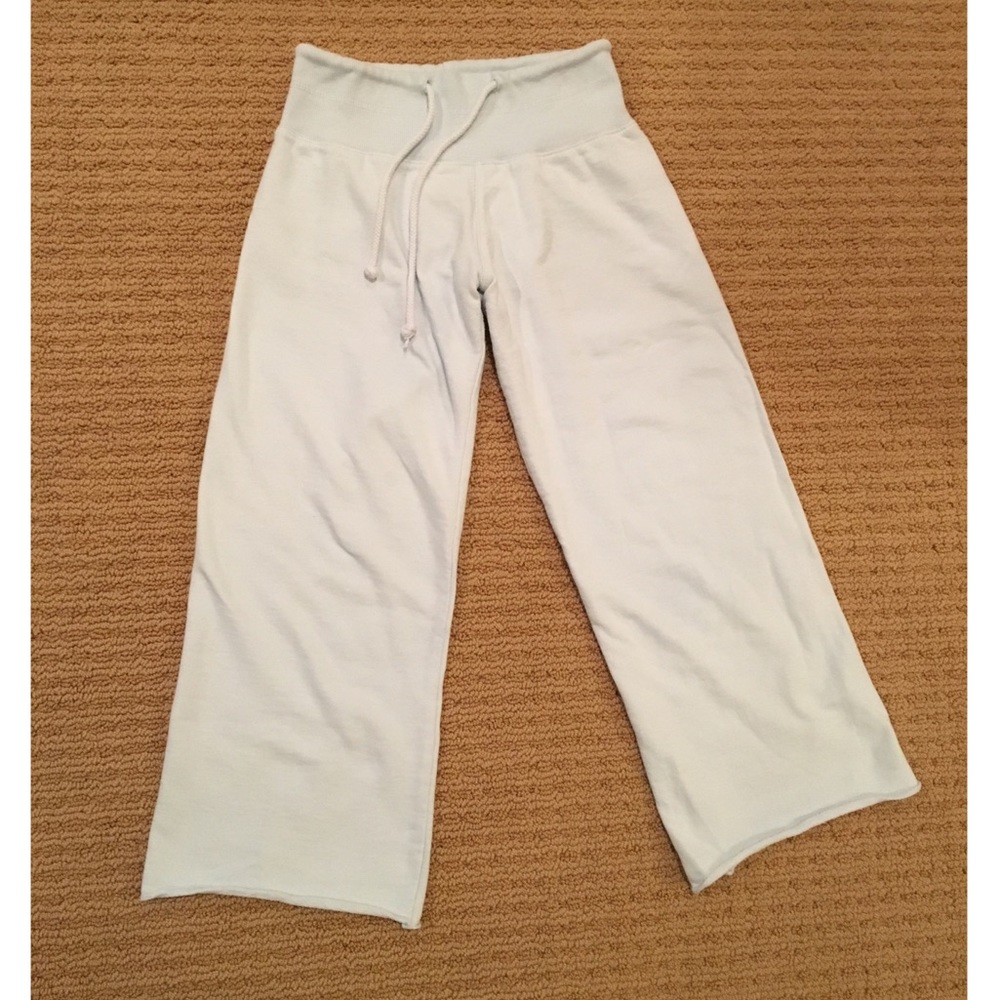 Comfy cropped sweatpants wdrawstring tie at waist
